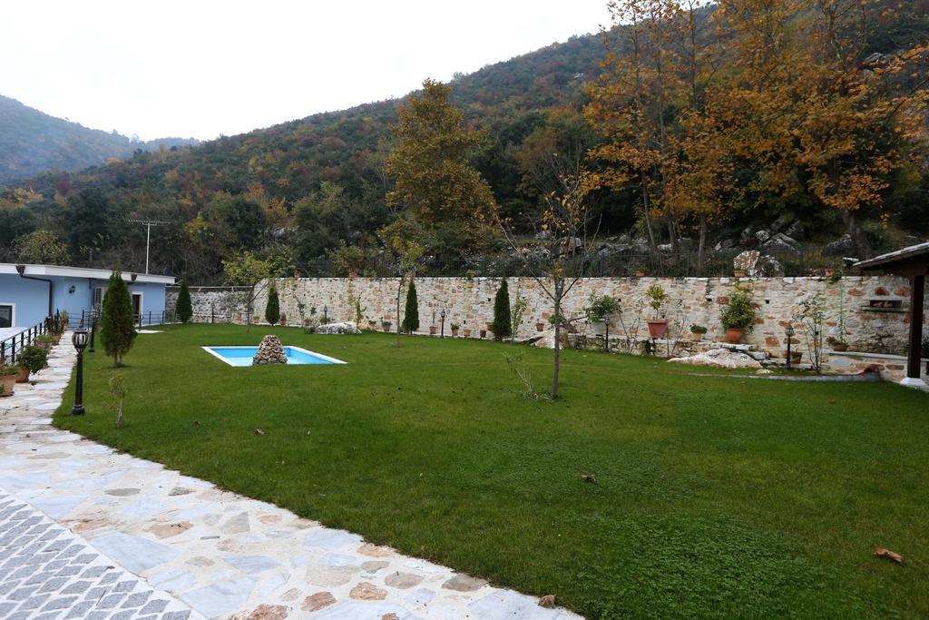 Neromylos Nikísiani Екстериор снимка