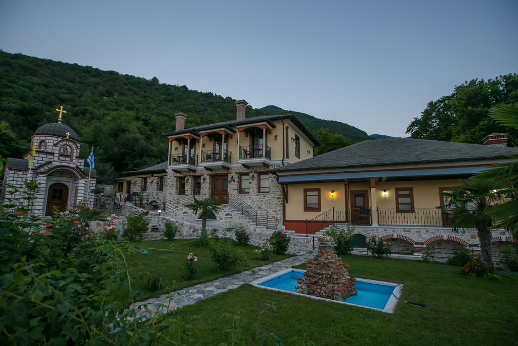 Neromylos Nikísiani Екстериор снимка